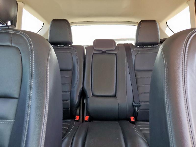 1FMCU0HD0JUB10951 - 2018 FORD ESCAPE SEL BLACK photo 10