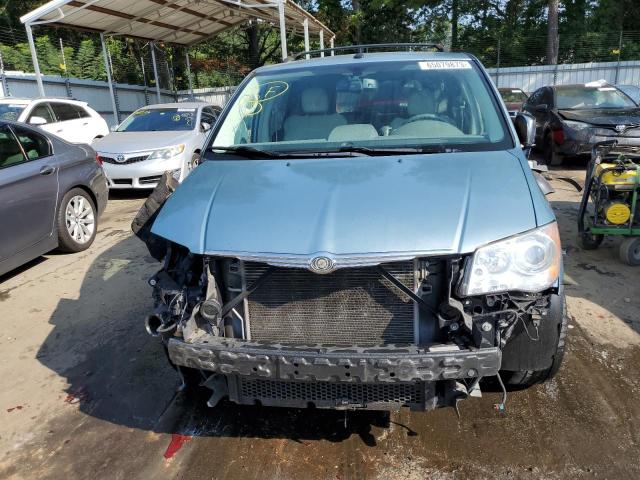 2A8HR64X29R580785 - 2009 CHRYSLER TOWN & COU LIMITED BLUE photo 5