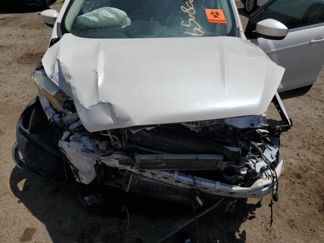 1FMCU0GD8KUB04673 - 2019 FORD ESCAPE SE WHITE photo 11