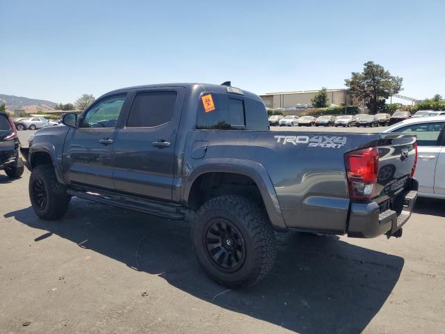 3TMCZ5AN8JM185052 - 2018 TOYOTA TACOMA DOUBLE CAB Grafito foto 2