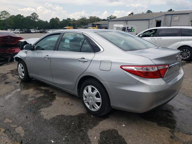 4T4BF1FK9GR546354 - 2016 TOYOTA CAMRY LE 银色 照片 2