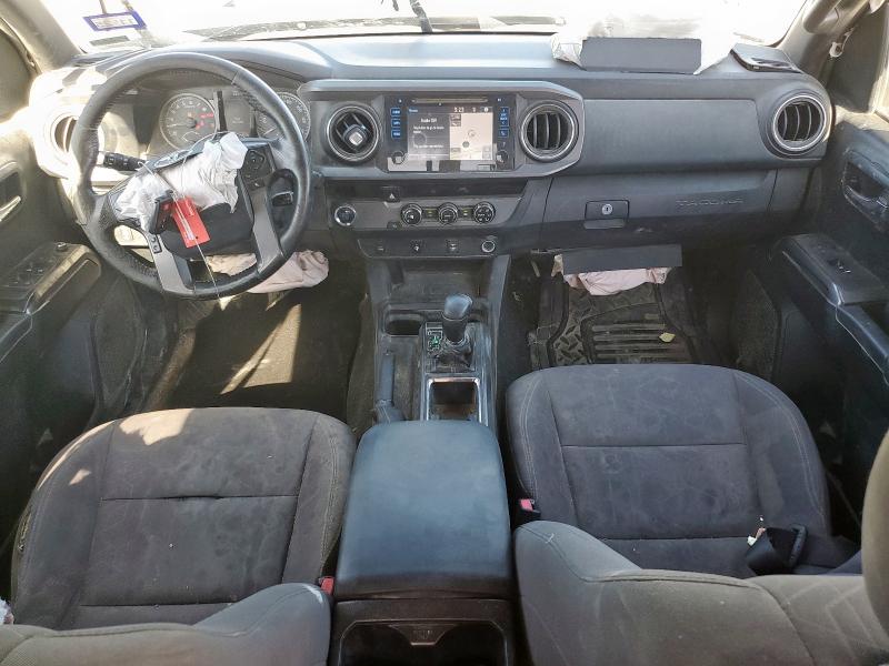 3TMAZ5CN0GM007150 - 2016 TOYOTA TACOMA DOUBLE CAB SILVER photo 8