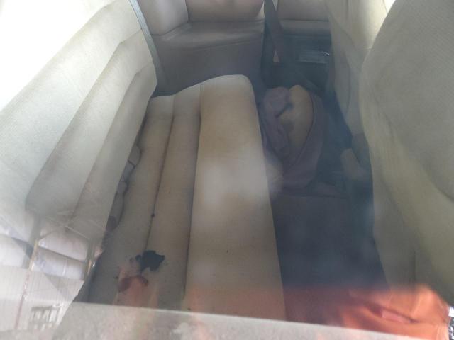 1C3XU4533NF147936 - 1992 CHRYSLER LEBARON GOLD photo 10