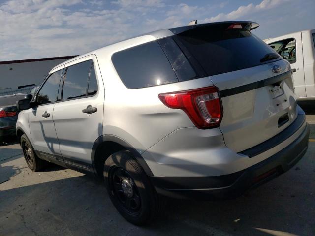 1FM5K8AR1JGA58361 - 2018 FORD EXPLORER POLICE INTERCEPTOR SILVER photo 2