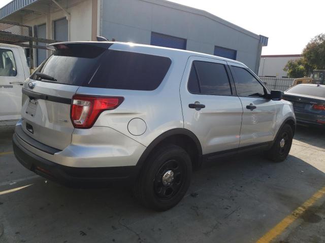 1FM5K8AR1JGA58361 - 2018 FORD EXPLORER POLICE INTERCEPTOR SILVER photo 3