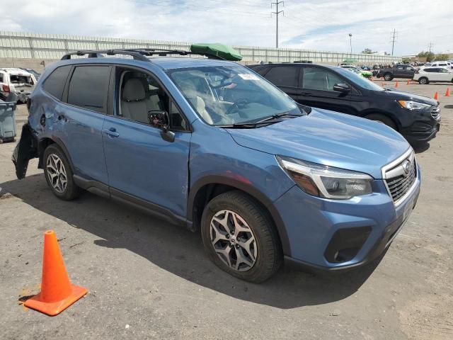JF2SKAFC7MH447346 - 2021 SUBARU FORESTER PREMIUM Mavi foto 4
