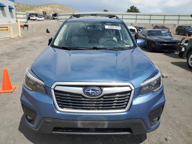 JF2SKAFC7MH447346 - 2021 SUBARU FORESTER PREMIUM Mavi foto 5