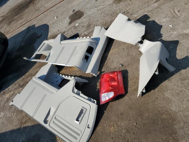 2C4RC1BG0DR691332 - 2013 CHRYSLER TOWN & COU TOURING 银色 照片 13