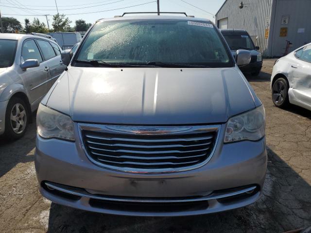 2C4RC1BG0DR691332 - 2013 CHRYSLER TOWN & COU TOURING 银色 照片 5