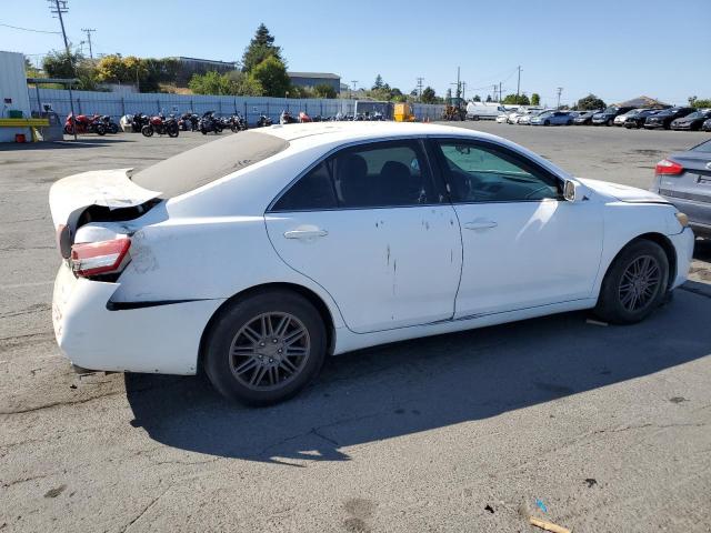 4T4BF3EK6BR129005 - 2011 TOYOTA CAMRY BASE WHITE photo 3