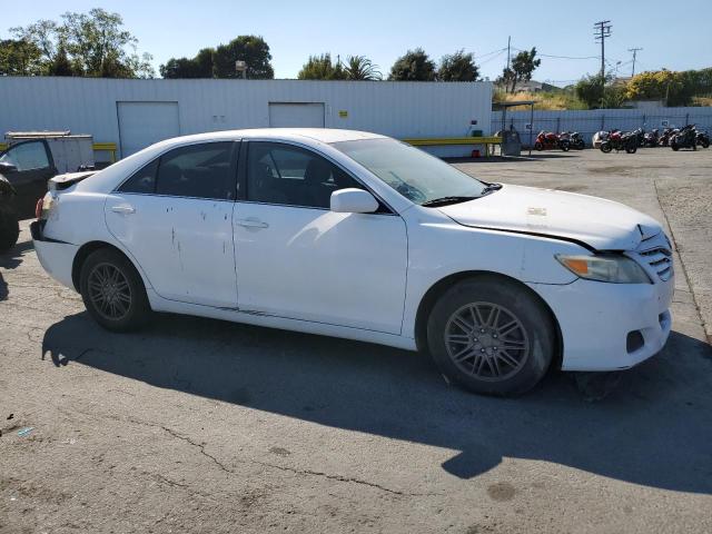 4T4BF3EK6BR129005 - 2011 TOYOTA CAMRY BASE WHITE photo 4