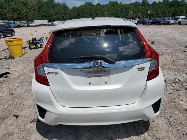JHMGK5H70GX005836 - 2016 HONDA FIT EX WHITE photo 6
