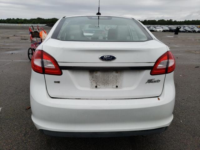 3FADP4BJXBM181379 - 2011 FORD FIESTA SE WHITE photo 6