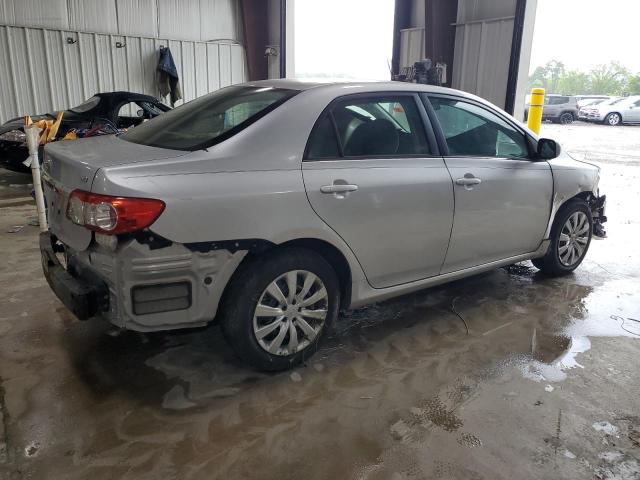 2T1BU4EE3DC922430 - 2013 TOYOTA COROLLA BASE Plata foto 3