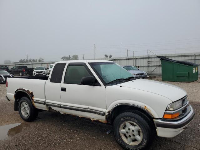 1GCDT19W5Y8222357 - 2000 CHEVROLET S TRUCK S10 WHITE photo 4