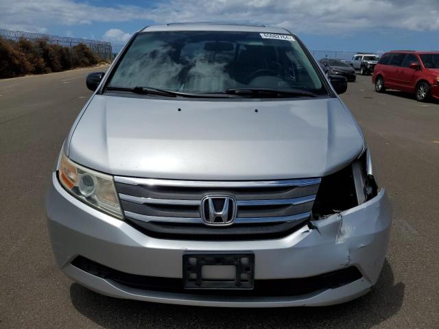 5FNRL5H65DB051974 - 2013 HONDA ODYSSEY EXL SILVER photo 5