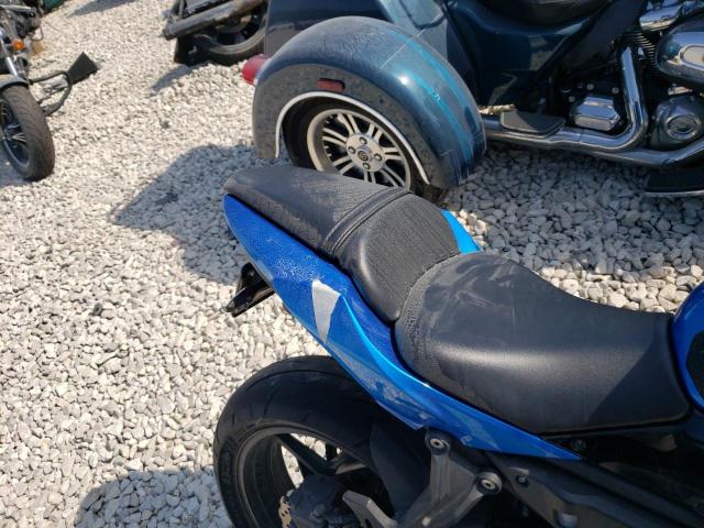 JKAEXEJ17JDA02695 - 2018 KAWASAKI EX650 J ლურჯი ფოტო 6