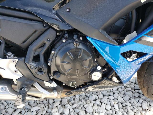 JKAEXEJ17JDA02695 - 2018 KAWASAKI EX650 J ლურჯი ფოტო 7