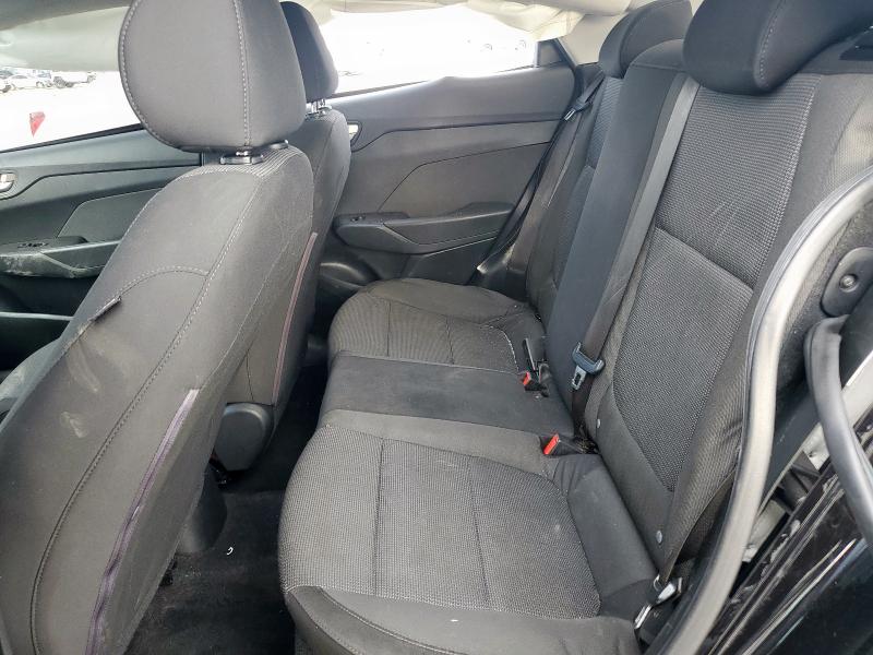 3KPC24A31JE010164 - 2018 HYUNDAI ACCENT SE Schwarz Foto 10