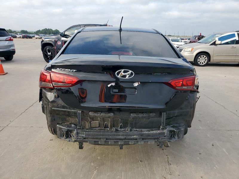 3KPC24A31JE010164 - 2018 HYUNDAI ACCENT SE Schwarz Foto 6