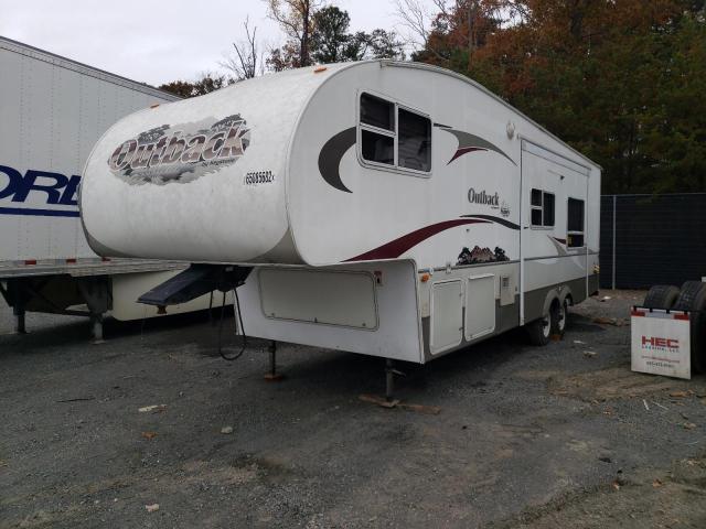 4YDF29F256G919054 - 2006 KEYSTONE TRAILER WHITE photo 2