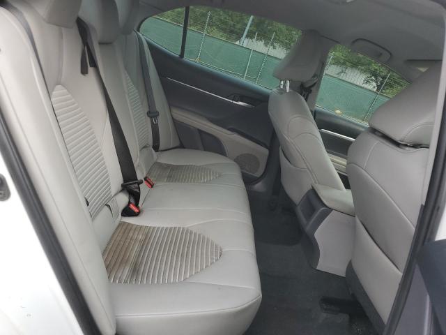 4T1B11HK4KU695639 - 2019 TOYOTA CAMRY L 白色 照片 10