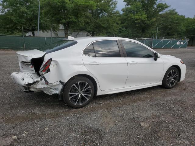 4T1B11HK4KU695639 - 2019 TOYOTA CAMRY L 白色 照片 3