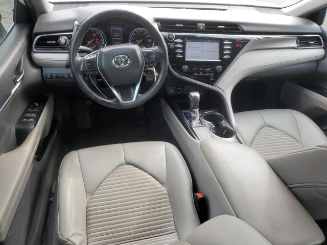 4T1B11HK4KU695639 - 2019 TOYOTA CAMRY L 白色 照片 8