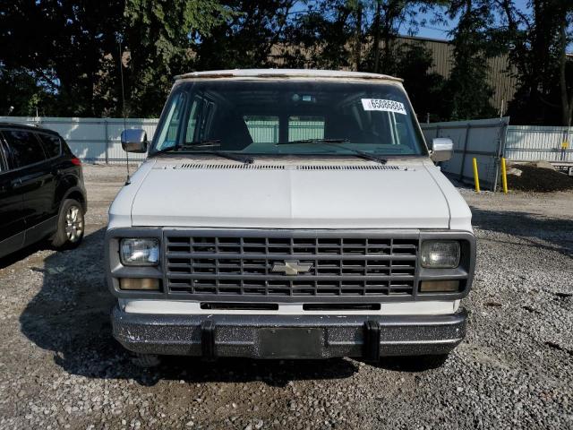 1GCEG25H6RF100870 - 1994 CHEVROLET G20 WHITE photo 5