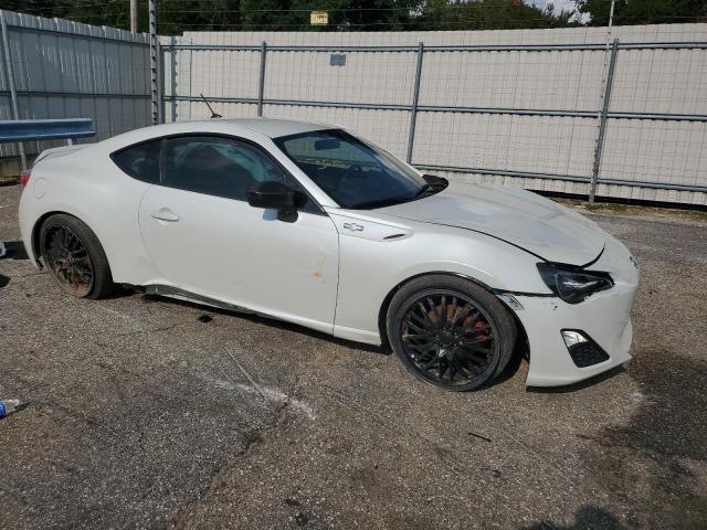 JF1ZNAA14D1718856 - 2013 TOYOTA SCION FR-S 白色 照片 4