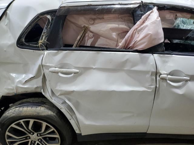 JA4AR3AU6GZ042783 - 2016 MITSUBISHI OUTLANDER ES Սպիտակ լուսանկար 11