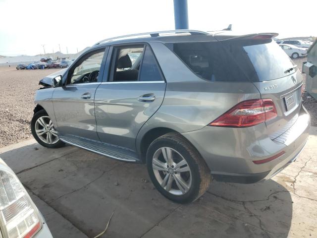 4JGDA5HB8FA564124 - 2015 MERCEDES-BENZ ML 350 4MATIC GRAY photo 2