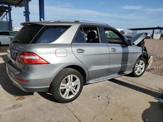4JGDA5HB8FA564124 - 2015 MERCEDES-BENZ ML 350 4MATIC GRAY photo 3