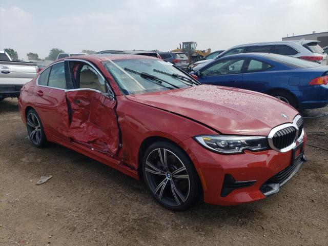 3MW5R7J06M8C07083 - 2021 BMW 330XI RED photo 4