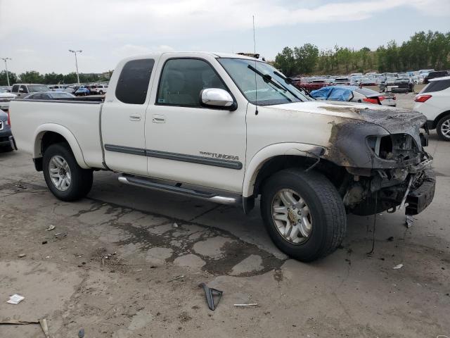 5TBBT44135S460860 - 2005 TOYOTA TUNDRA ACCESS CAB SR5 WHITE photo 4