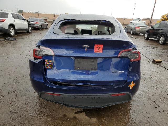 7SAYGDEE6RA285280 - 2024 TESLA MODEL Y BLUE photo 6
