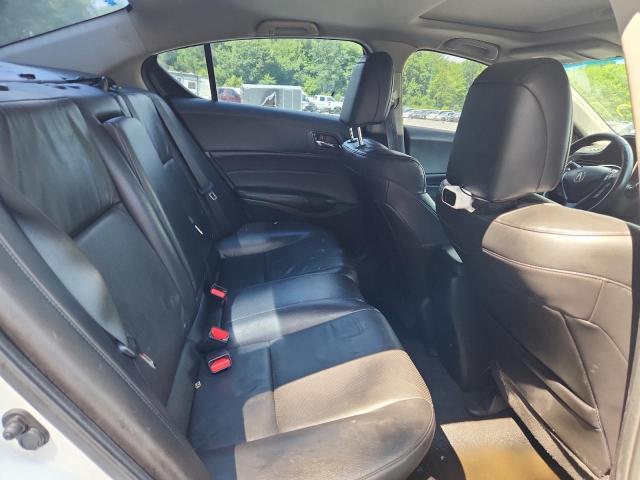 19VDE1F76DE011555 - 2013 ACURA ILX 20 TECH WHITE photo 10