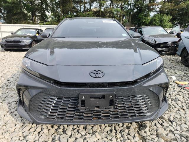 4T1DBADK3SU516325 - 2025 TOYOTA CAMRY XSE გრაფიტი ფოტო 5