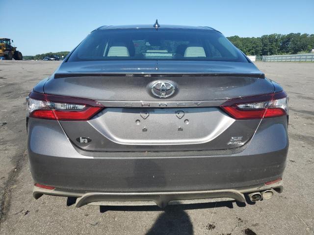 4T1G11BK1PU103698 - 2023 TOYOTA CAMRY SE NIGHT SHADE GRAY photo 6