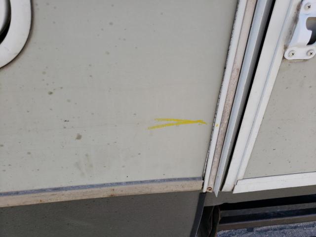 4YDT23R277B452455 - 2007 OUTB TRAVEL TRL WHITE photo 9