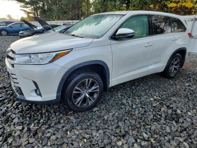 2018 TOYOTA HIGHLANDER LE, 
