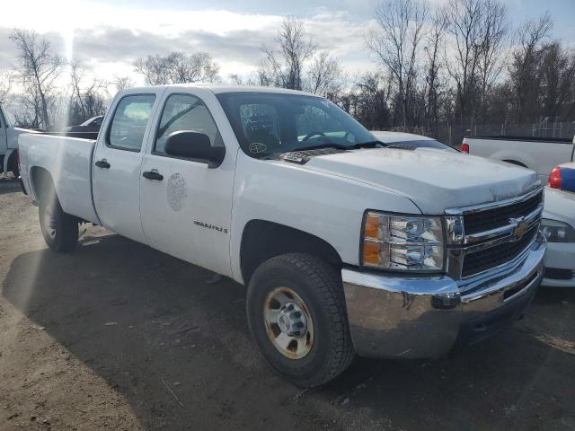 1GCHK73K39F107850 - 2009 CHEVROLET SILVERADO K3500 WHITE photo 4