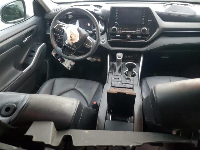 5TDHZRBH7MS155082 - 2021 TOYOTA HIGHLANDER XLE SILVER photo 8