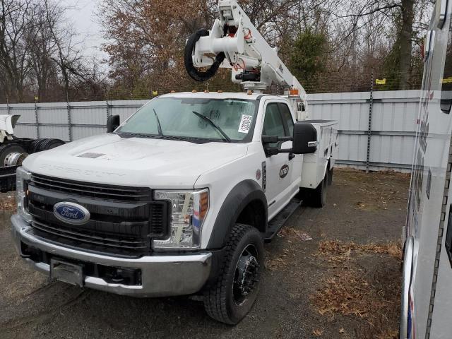 1FD0X5HT9KEE94321 - 2019 FORD F550 SUPER DUTY WHITE photo 2