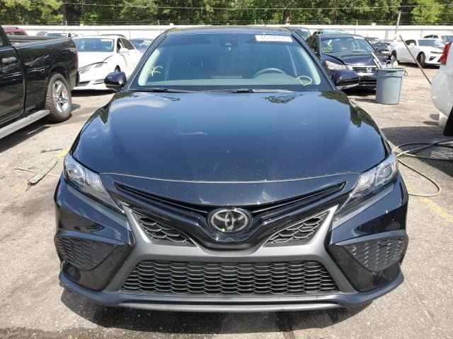 4T1G11AK6PU767187 - 2023 TOYOTA CAMRY SE NIGHT SHADE BLACK photo 5