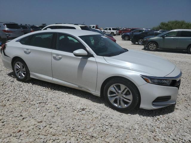 1HGCV1F16KA067611 - 2019 HONDA ACCORD LX WHITE photo 4