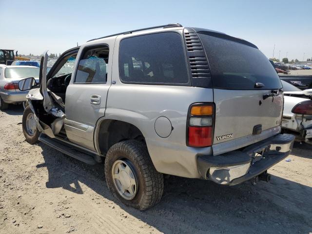 1GKEK13T25J243021 - 2005 GMC YUKON SILVER photo 2