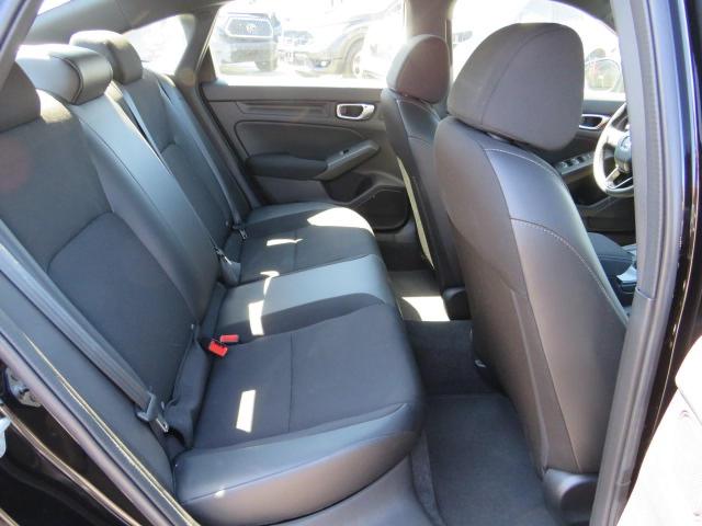 2HGFE2F57NH590812 - 2022 HONDA CIVIC SPORT 黑色 照片 6