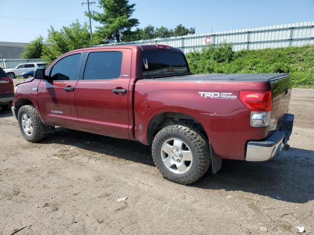 5TBDV54178S498590 - 2008 TOYOTA TUNDRA CREWMAX RED photo 2