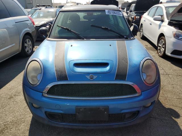 WMWZG3C59BTY30681 - 2011 MINI COOPER S CLUBMAN BLUE photo 5